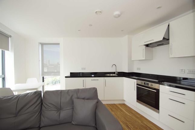 411, Aire, Leeds photo 5