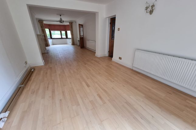 57 Meredith Road, Leicester photo 4