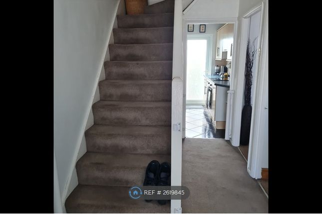 Willow St, Romford photo 3