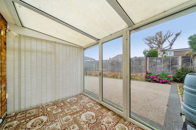 14, Weekes Road, Cleethorpes photo 5