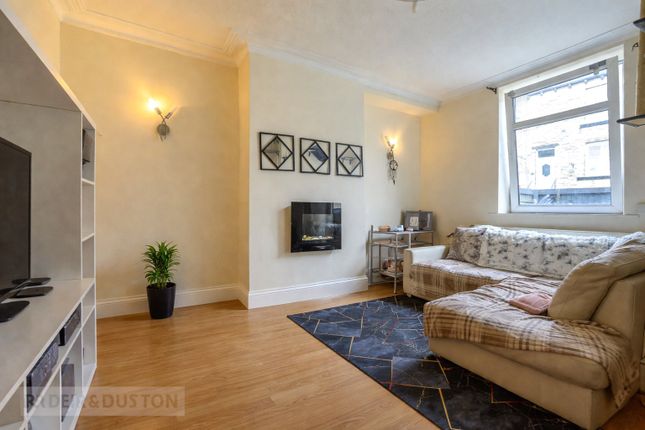 16, Calder Avenue, West Yorkshire photo 2
