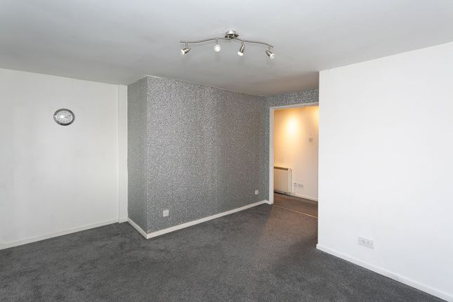 Mortimer Close, WD23, Bushey photo 4