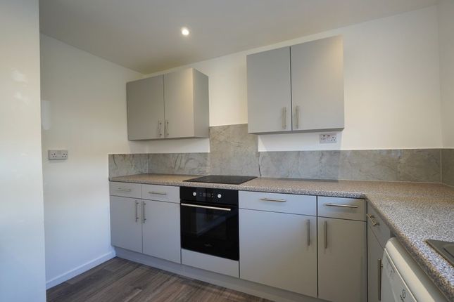 9, Manor Court Road, Bolsover photo 3
