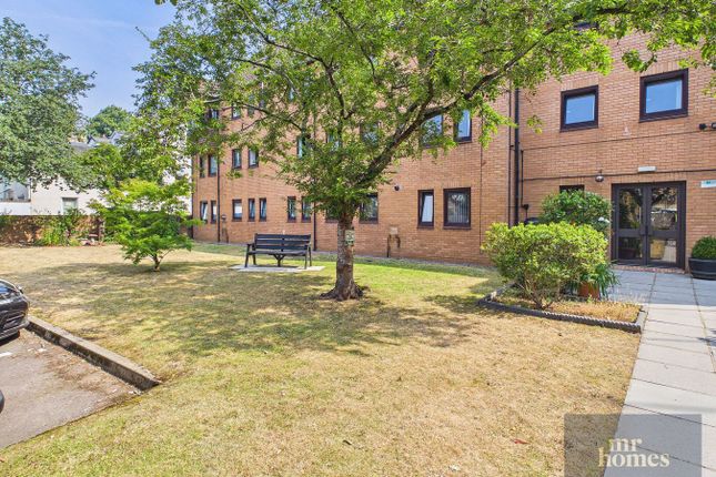 Stephenson Court, Wordsworth Avenue, Cardiff photo 2