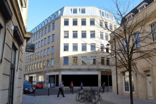 Office to let in Henry Street, Bath