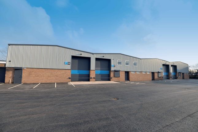 Thumbnail Light industrial to let in Barton Dock Road, Trafford Park, Manchester