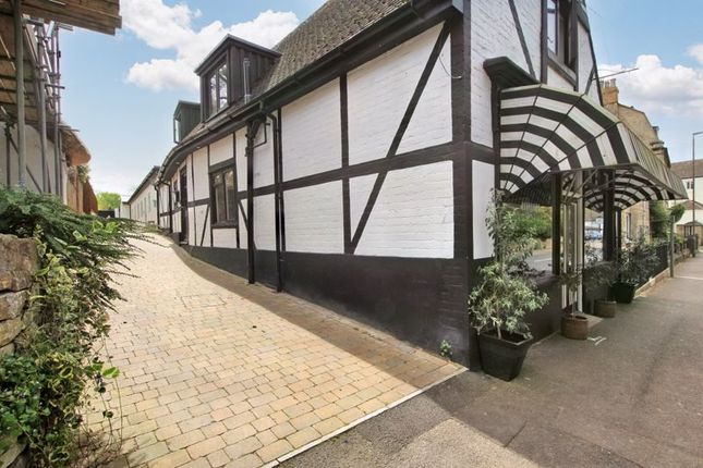Thumbnail Cottage to rent in High Street, Prestbury, Cheltenham