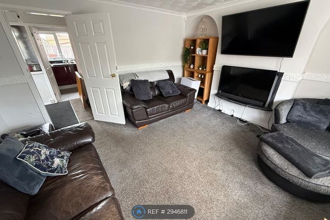 Woodford Crescent, Burntwood photo 3
