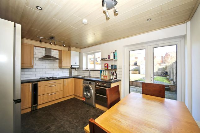 44 Kinlet Road, Wigan photo 3
