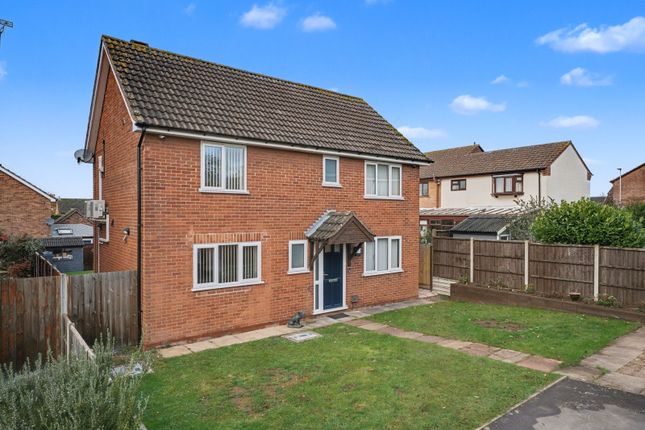 29, Lea Close, Leicester photo 2