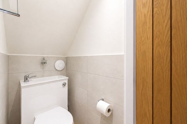 72, Churchfield Lane, Nottingham photo 4