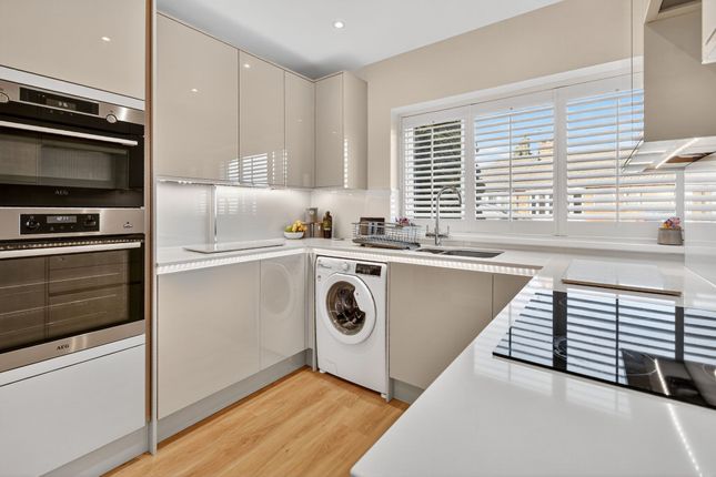 4 Cedar Grove, York photo 4