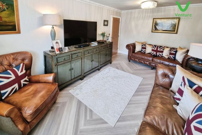 14, Weavers Croft, Crook photo 3