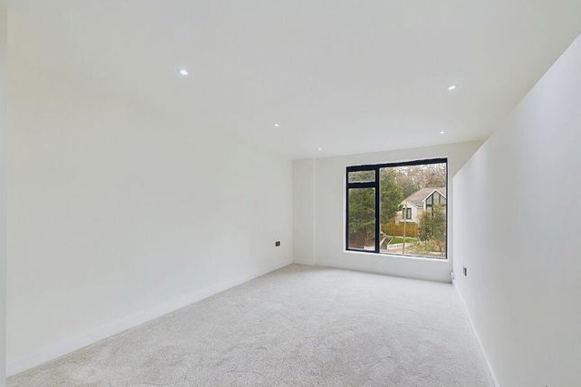 Apartment 4, Silver Leaves, Southill Road, Chislehurst photo 3