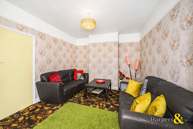 38, Horsham Road, Bexleyheath photo 2