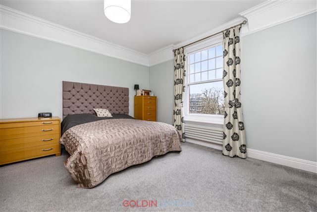 Maisonette for sale in The Drive, Hove