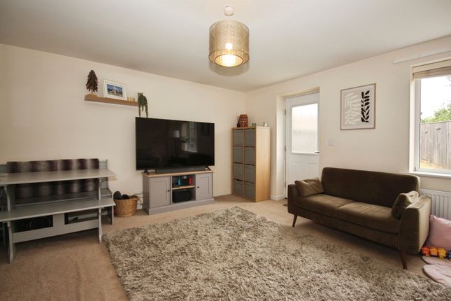 15, Doughty Drive, Leamington Spa photo 2