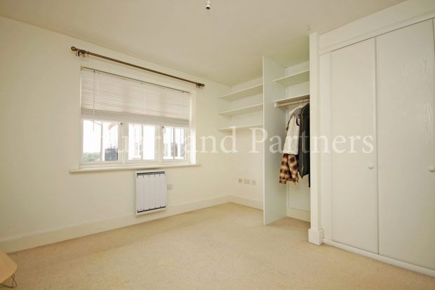 28, Woodcote House Bolnore Village, Haywards Heath photo 4