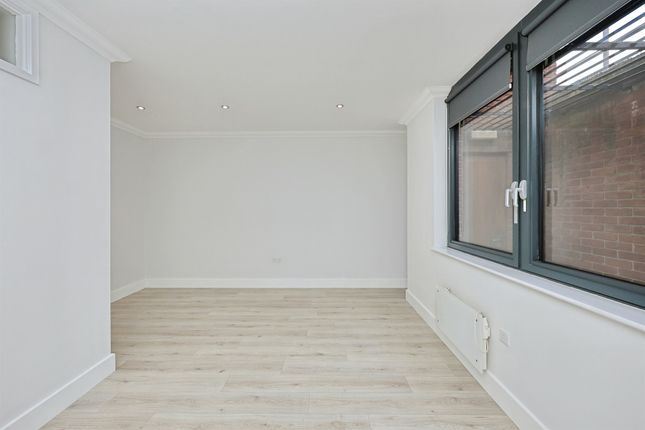 4, Sentinel House, Surrey Street, Norwich photo 4
