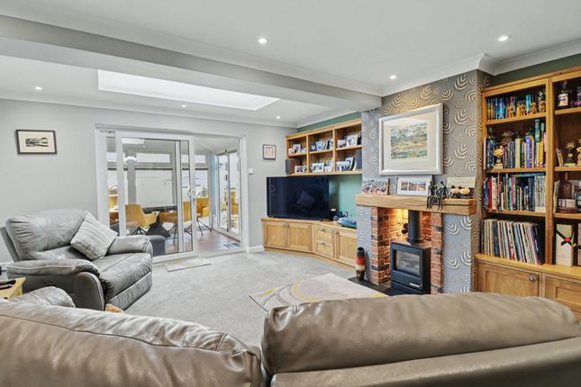 31 Sherborne Way, Southampton photo 4