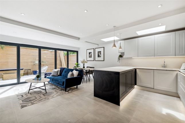 Thumbnail Flat for sale in Kyrle Road, London