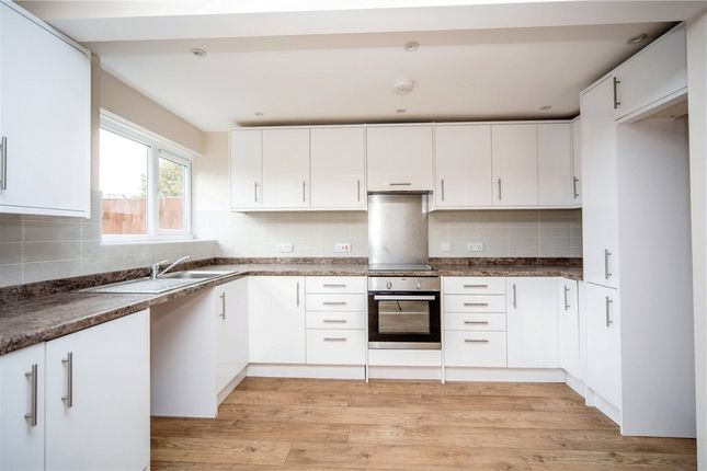 13, Morgans Close, Bedford photo 4