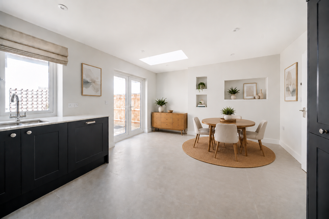 No. 2, Pentire Place, Farnham photo 4