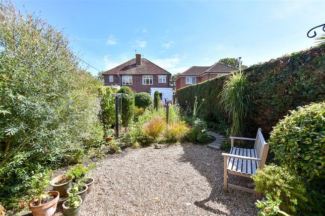 3-bed semi-detached on Warren Road, Littlestone, £221,000