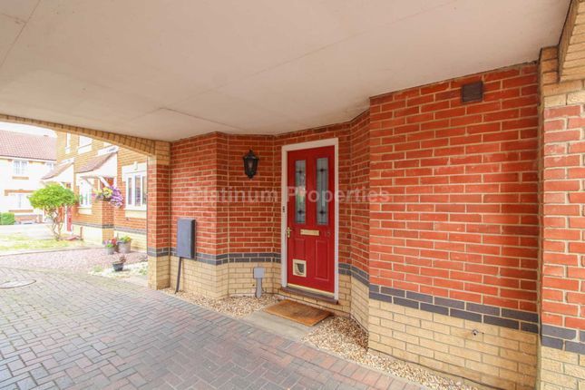 Maisonette to rent in Clover End, Witchford