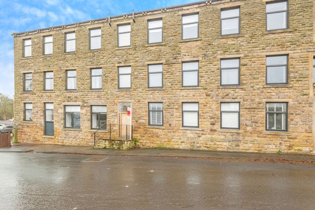 Flat to rent in Glebe Mount, Pudsey