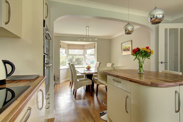 5, Wilson Grove, Kenilworth photo 4