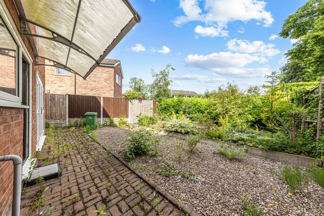 36 Mapplewell Crescent, Warrington photo 5
