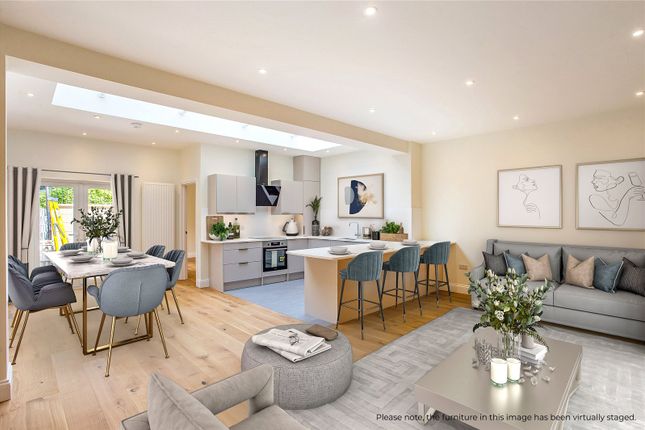 Flat for sale in Crescent Gardens, Bath