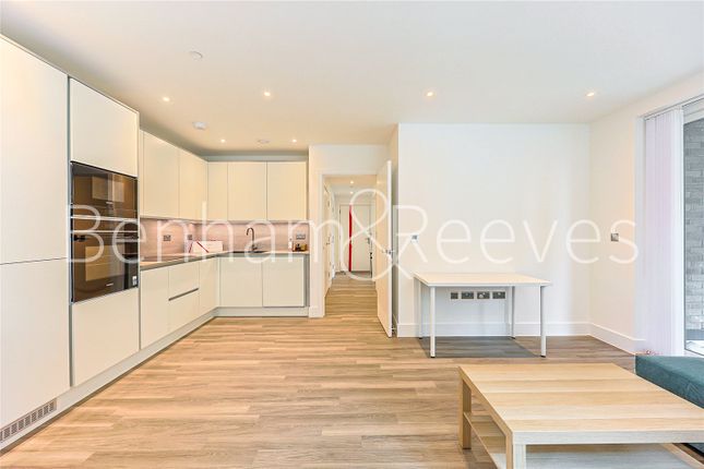 C Flat 58, Diascia House, 7, Sanday Drive, London photo 3