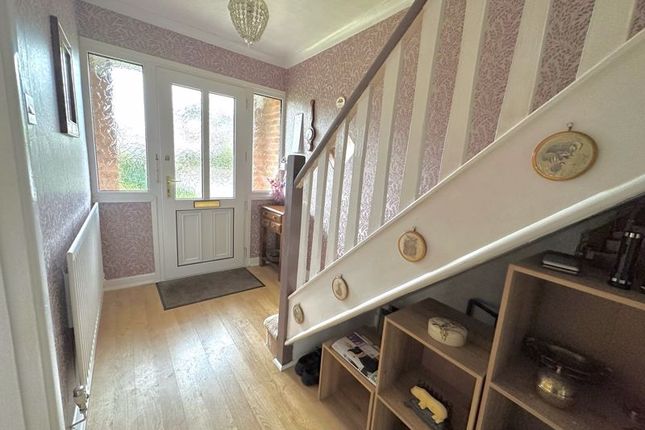 Detached house for sale in Mudford Road, Yeovil - Good-Sized Garden, Family Home, No Chain