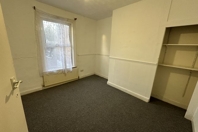 64, Hastings Street, Luton photo 3