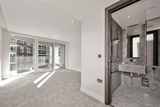 Flat for sale in Chelsea Creek Tower, Park Street, Fulham