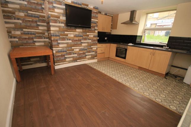 Fagley Road, Bradford photo 4