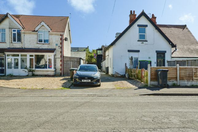 2-bed flat on Flat 8,42 sunningdale drive, Sunningdale Drive, Skegness, £55,000