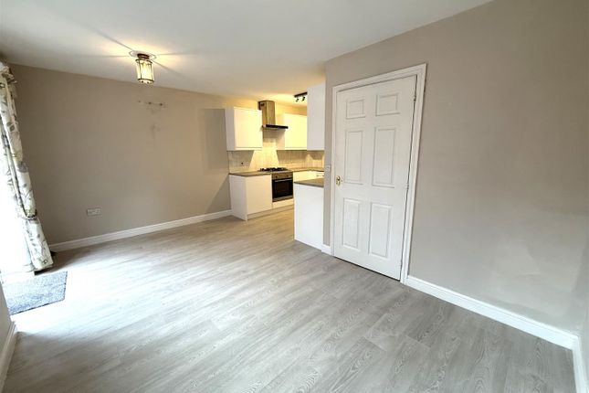 15, The Lindens, Rugeley photo 3