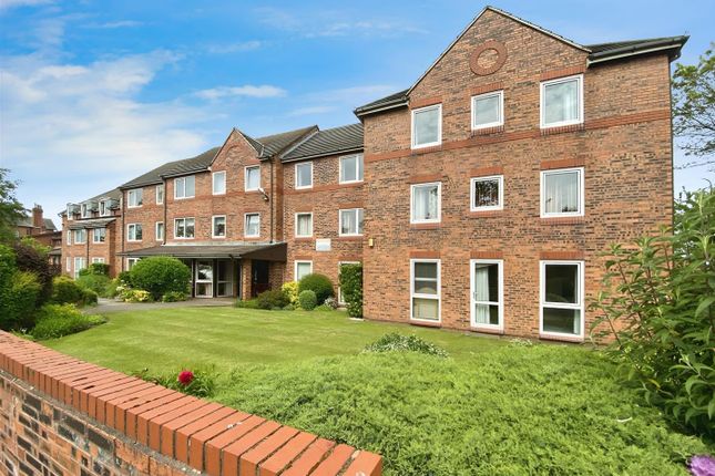 Thumbnail Flat for sale in Homedove House, Blundellsands Road East, Blundellsands