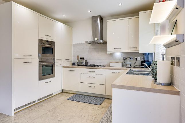 17, Wymund Way, Hauxton, Cambridge photo 3