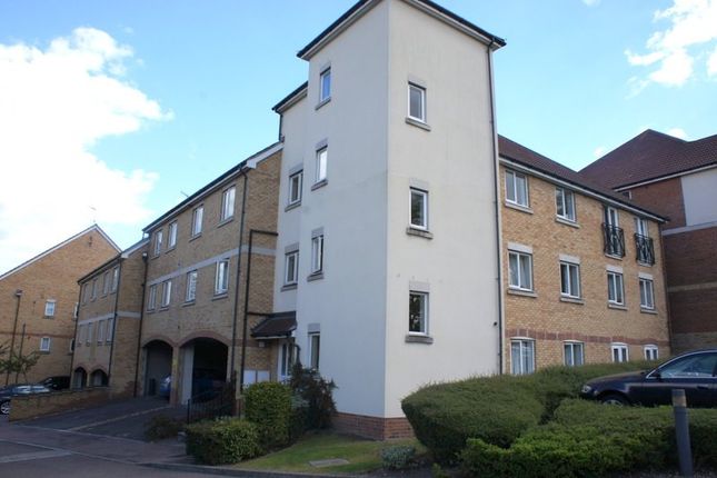 Thumbnail Flat to rent in Knights Place, Noke Drive, Redhill