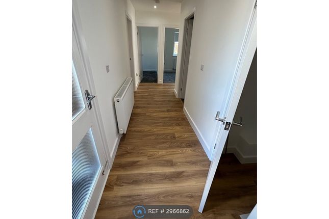 Spinney Drive, Great Sutton, Ellesmere Port photo 5