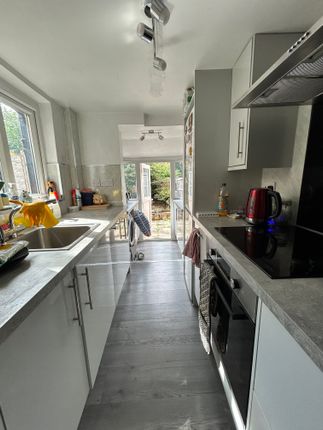 17, Crowhurst Road, Colchester photo 4