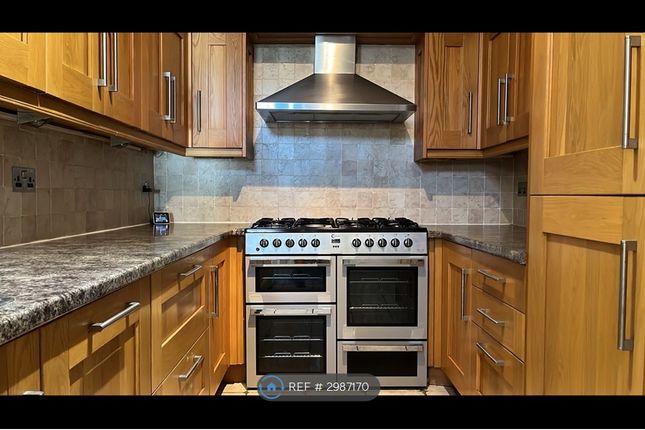 Laburnum Grove, Portsmouth photo 5