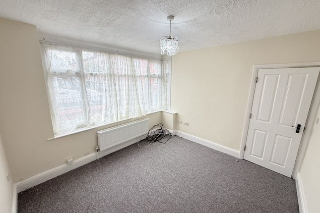 25, Goodman Street, Blackley photo 3