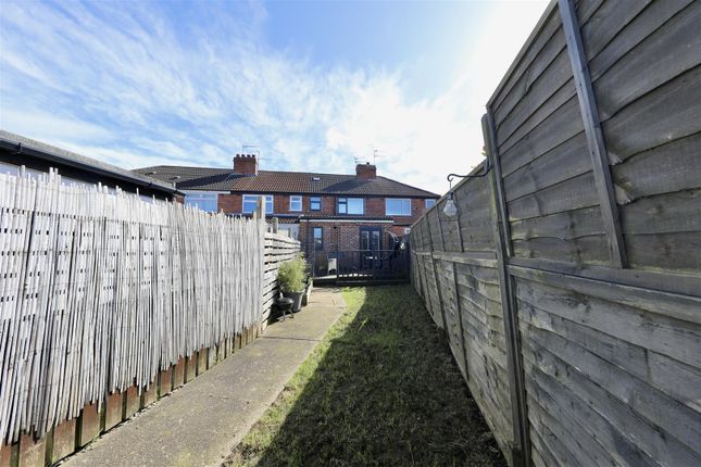 Terraced house for sale in Welwyn Park Drive, Hull