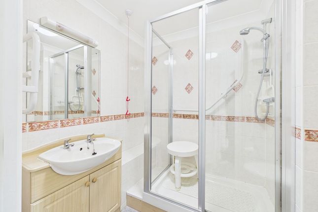 7 Carn Brea Court, Trevithick Road, Camborne photo 3