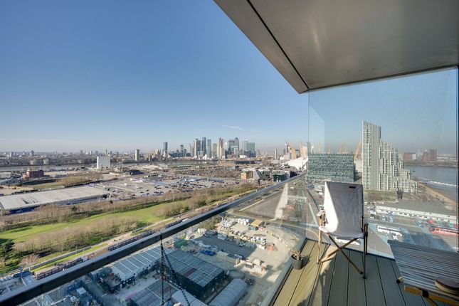 3-bed flat on Flat 33, 5 Tidemill Square, London, £785,000